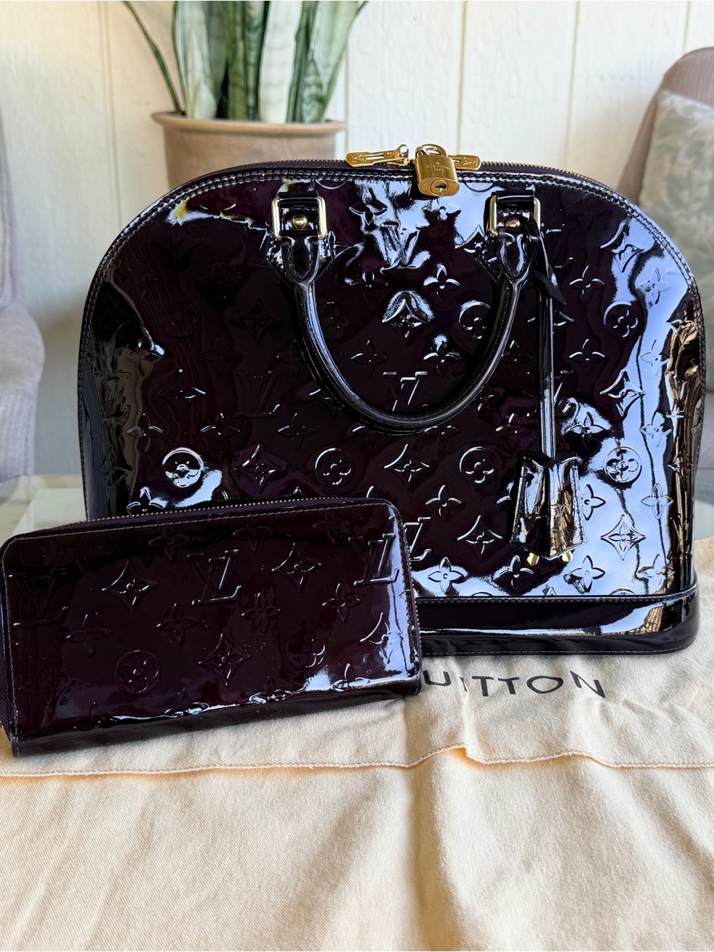 Louis Vuitton Vernis Alma GM Bundle W/ Wallet